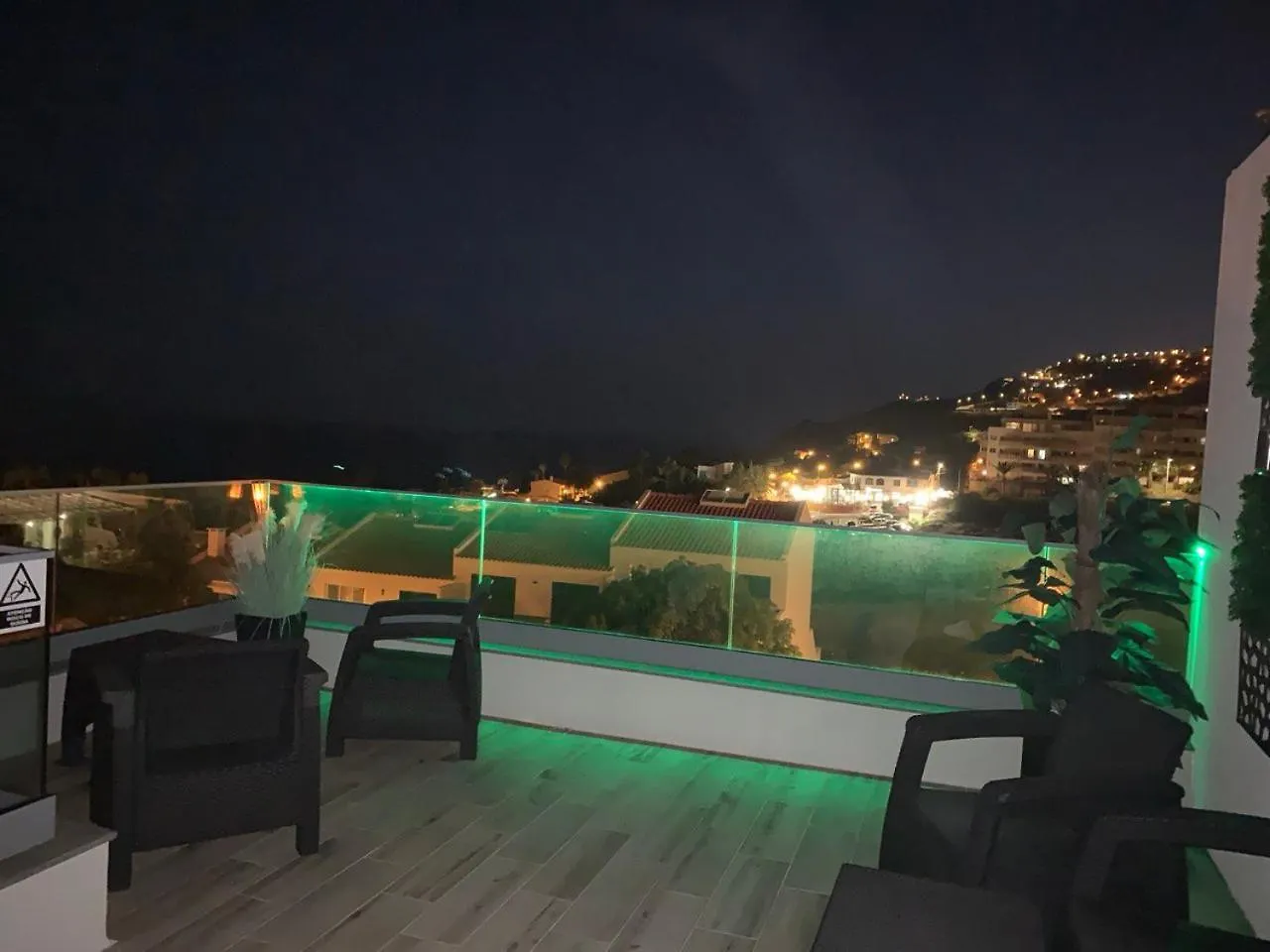 Villa Helena Amber Apartment Caniço 0*,
