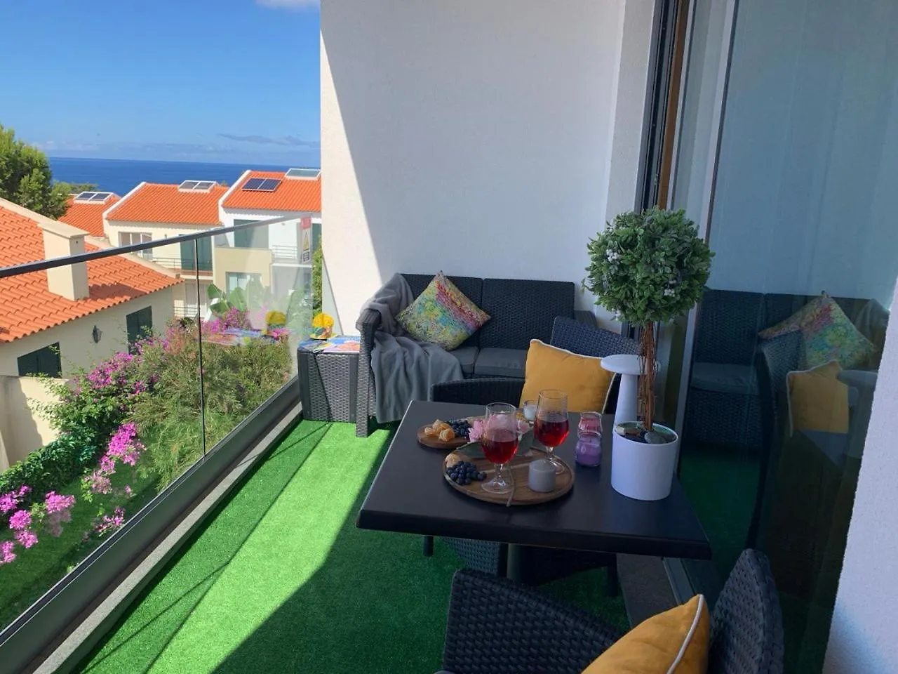 Villa Helena Amber Apartment Caniço 0*,  Portugal